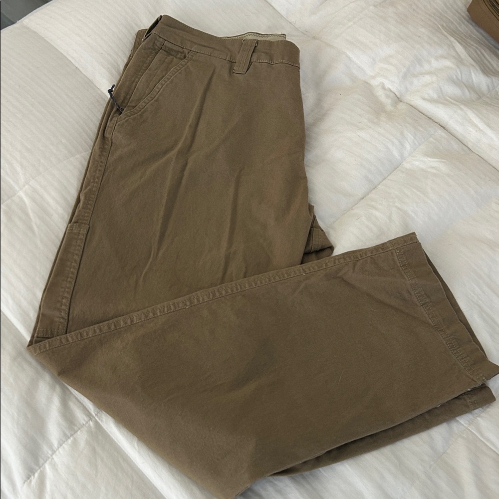 Columbia Men's Tan Chinos